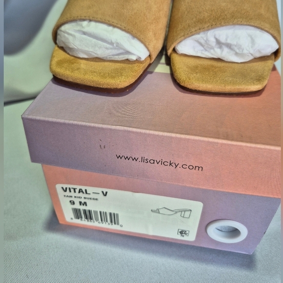 Lisa Vicky’s Women’s Size 9 Tan Women's Slide Sandals - Picture 5 of 5